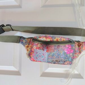 Natural Life Neoprene Waist Bag/Fanny Pack